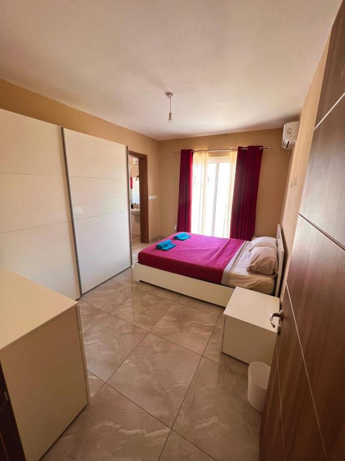 Ferienwohnung New Breeze St. Paul's Bay Exterior foto